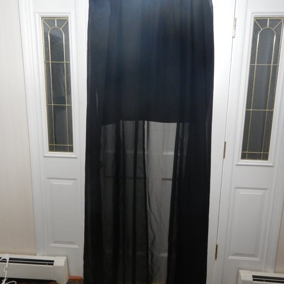 Skirt - Picture 2 of 4